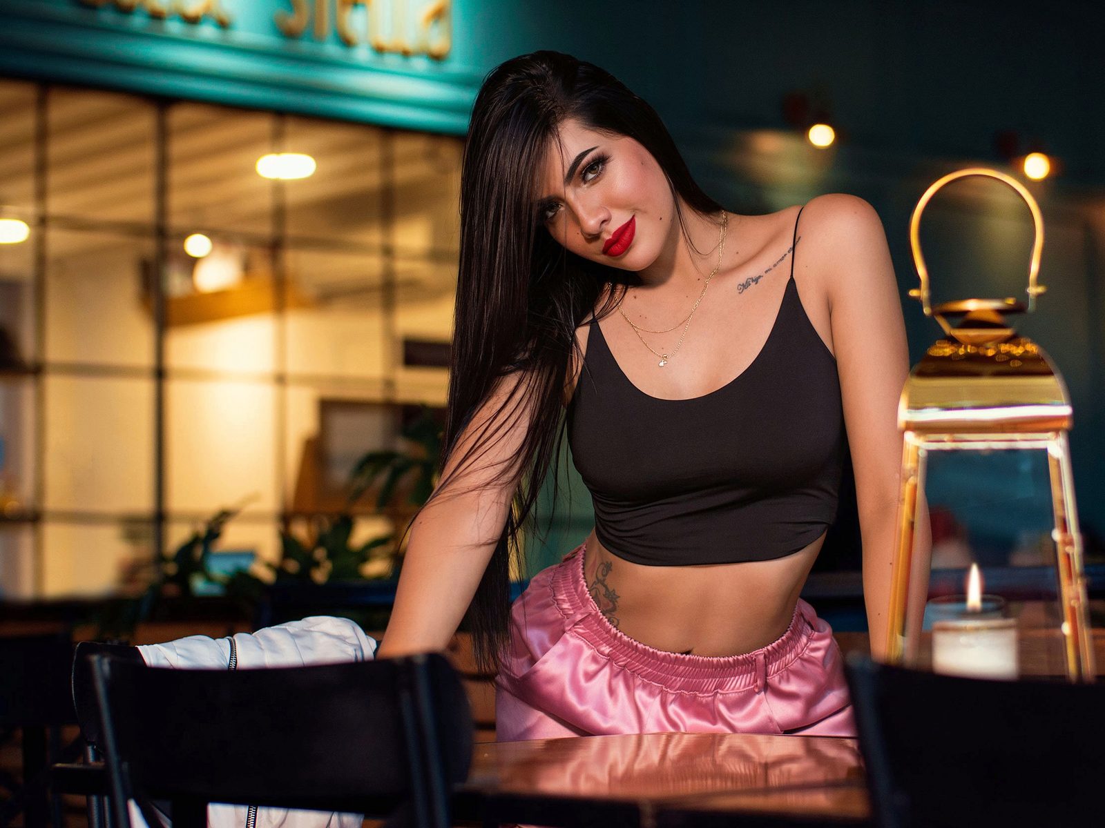 Sophie Hamilton brunette