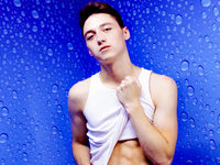 Fergus T