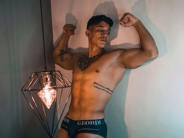 Damiann Hill